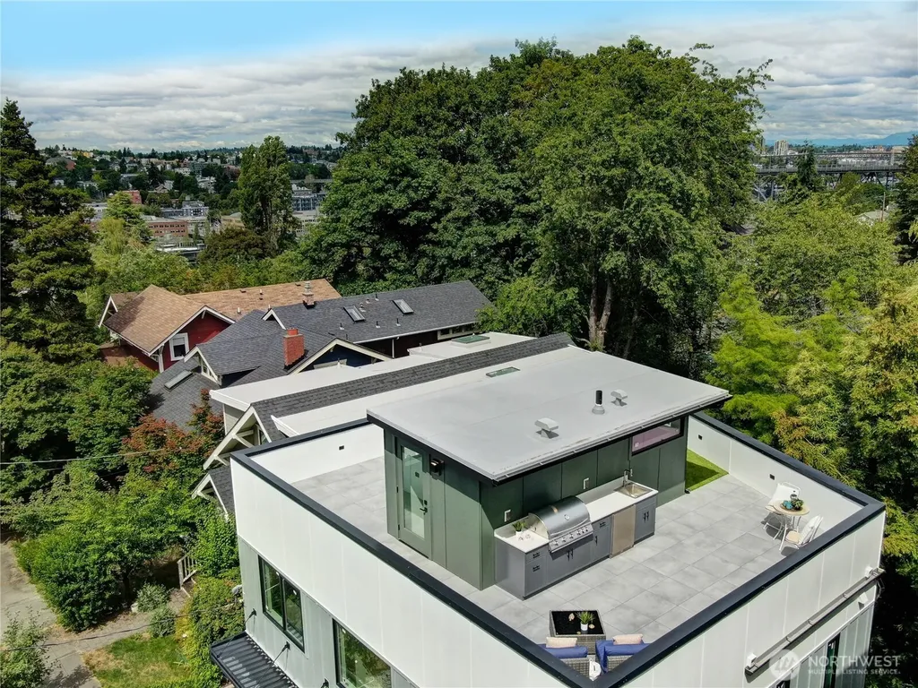 2622 Mayfair Avenue N Seattle WA 98109