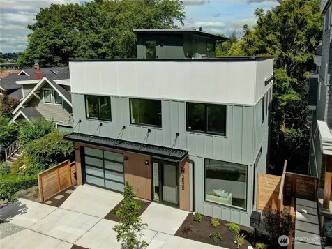 2622 Mayfair Avenue N Seattle WA 98109