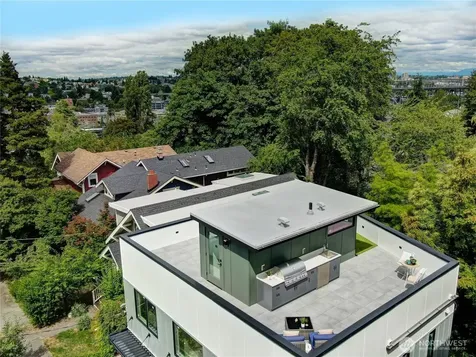 2622 Mayfair Avenue N Seattle WA 98109