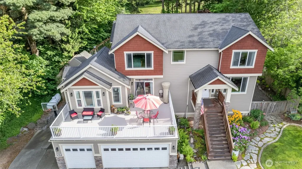 1024 12th Avenue SW Puyallup WA 98371