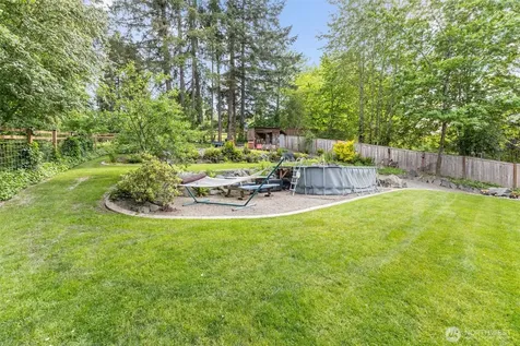 1024 12th Avenue SW Puyallup WA 98371