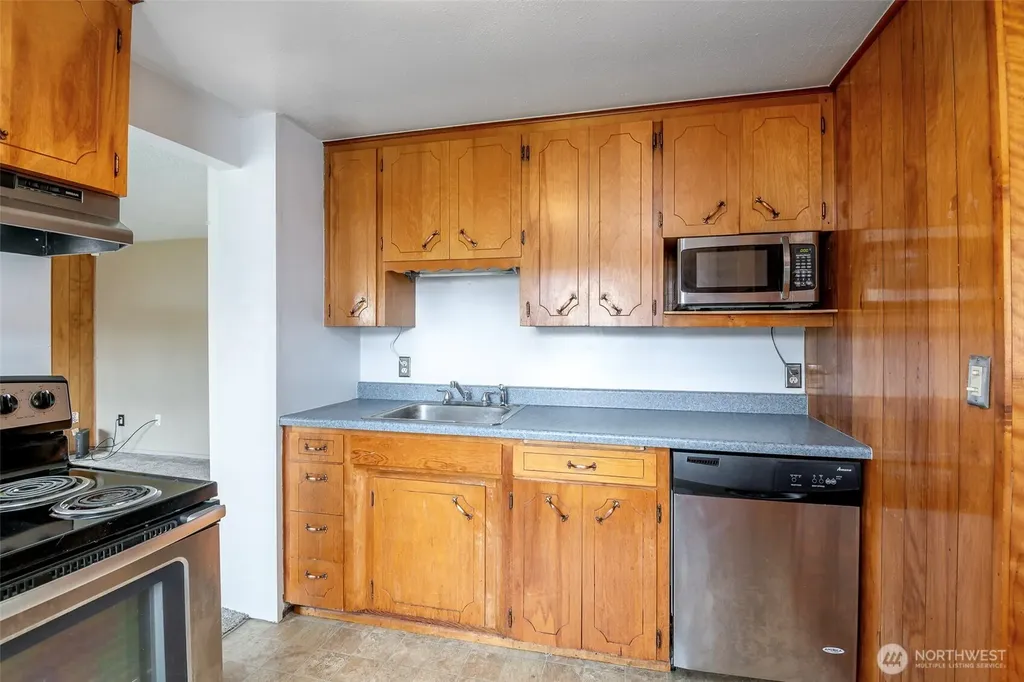 1627 120th Street S Tacoma WA 98444