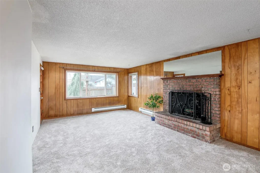 1627 120th Street S Tacoma WA 98444