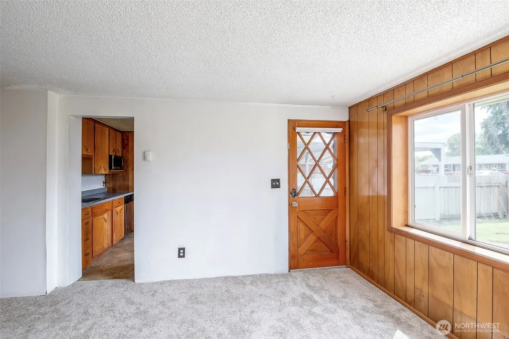 1627 120th Street S Tacoma WA 98444
