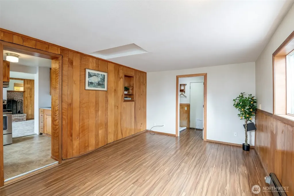 1627 120th Street S Tacoma WA 98444