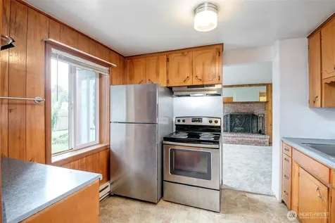 1627 120th Street S Tacoma WA 98444