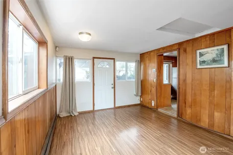 1627 120th Street S Tacoma WA 98444