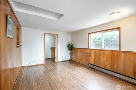 1627 120th Street S Tacoma WA 98444