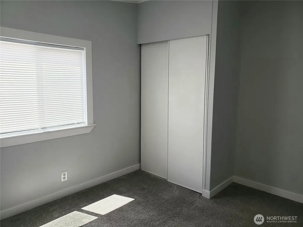 497 Willow Drive Enumclaw WA 98022