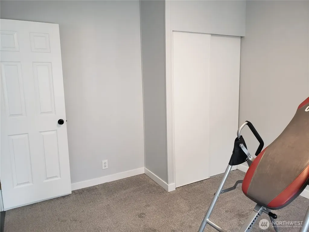 497 Willow Drive Enumclaw WA 98022