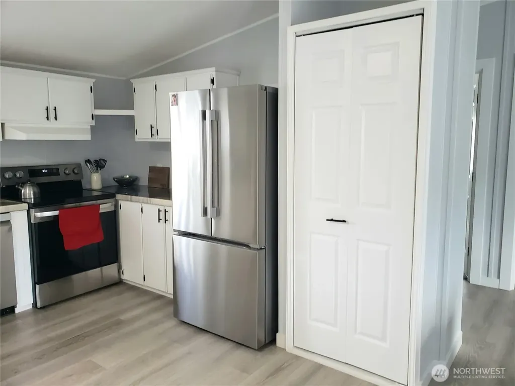 497 Willow Drive Enumclaw WA 98022