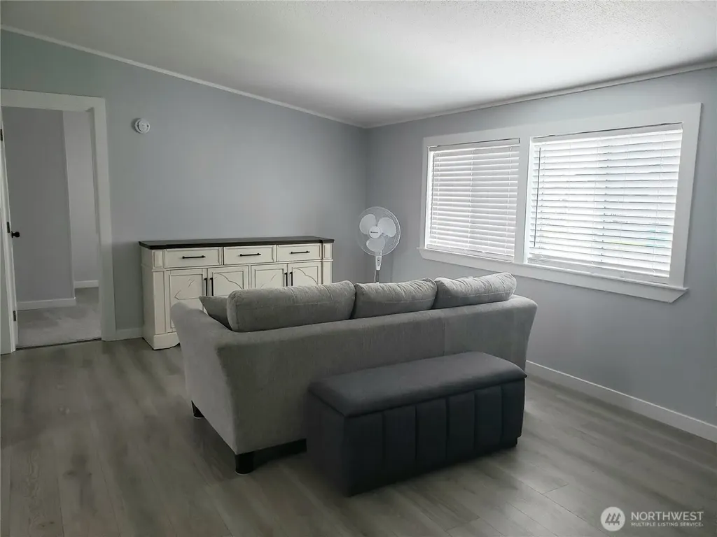 497 Willow Drive Enumclaw WA 98022