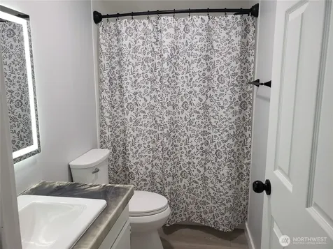 497 Willow Drive Enumclaw WA 98022