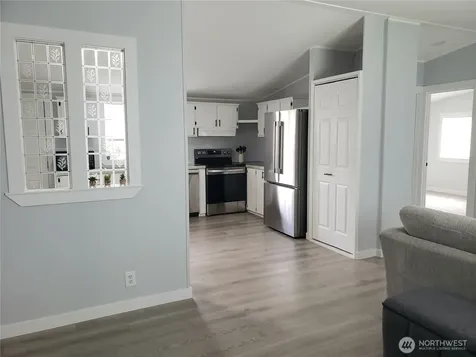 497 Willow Drive Enumclaw WA 98022