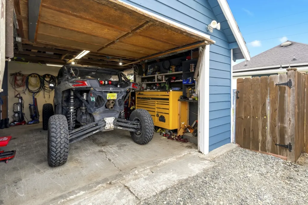 6504 S G Street Tacoma WA 98408