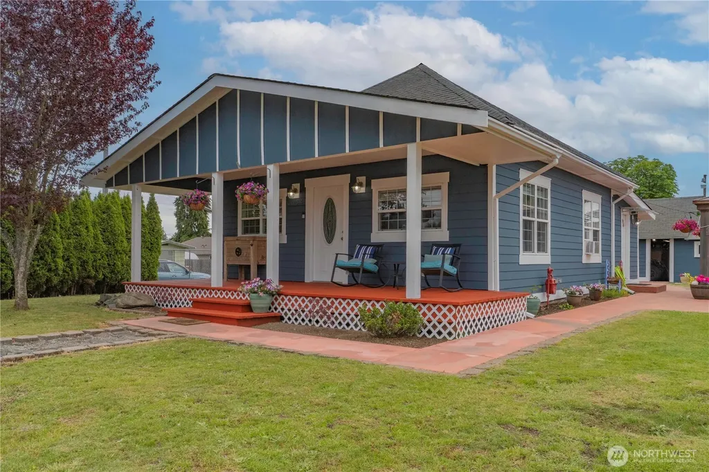 6504 S G Street Tacoma WA 98408