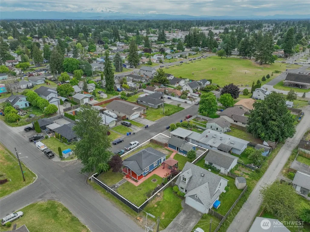 6504 S G Street Tacoma WA 98408