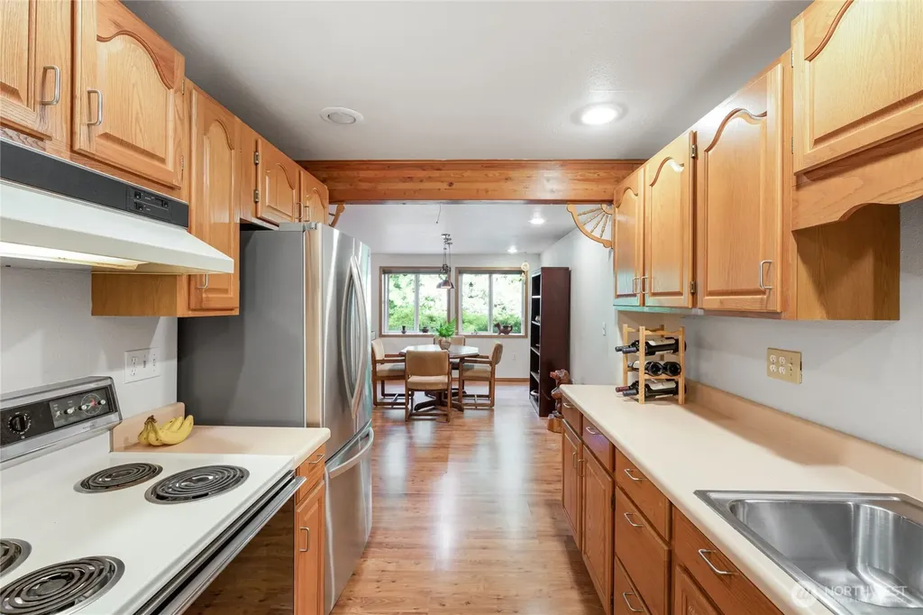 14223 Anatevka Lane SE Olalla WA 98359