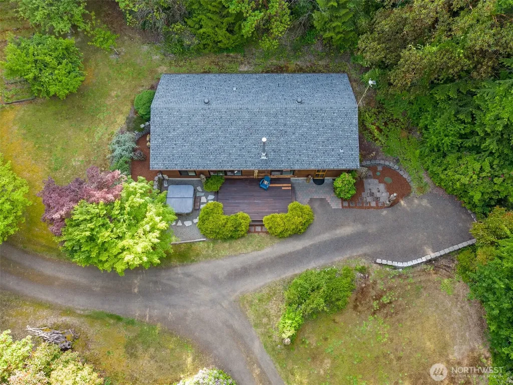 14223 Anatevka Lane SE Olalla WA 98359