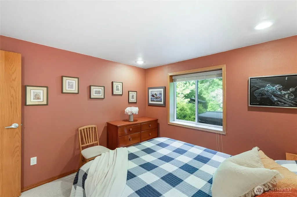 14223 Anatevka Lane SE Olalla WA 98359