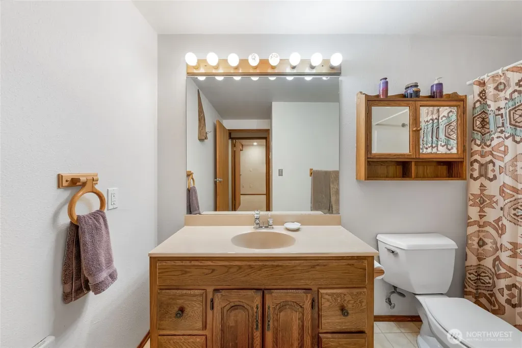 14223 Anatevka Lane SE Olalla WA 98359