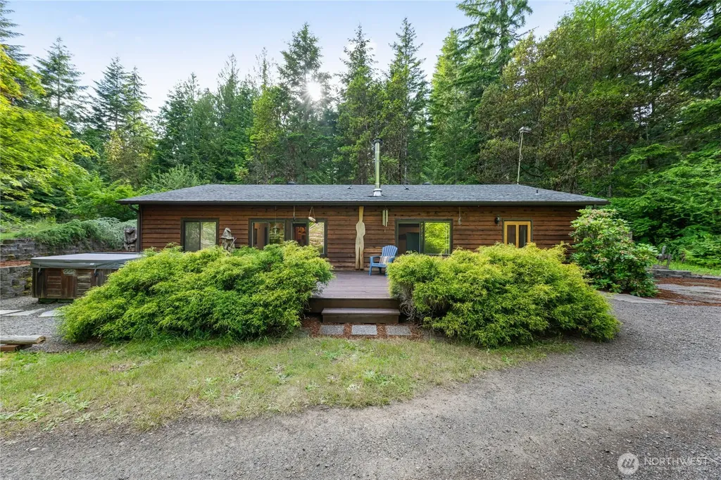 14223 Anatevka Lane SE Olalla WA 98359