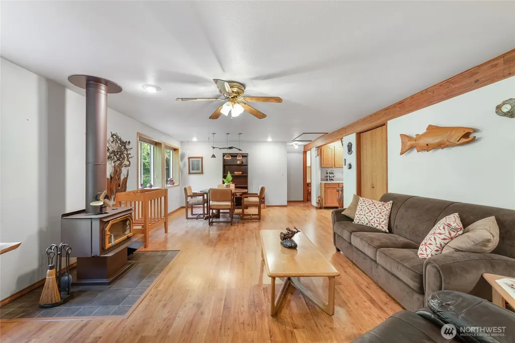 14223 Anatevka Lane SE Olalla WA 98359