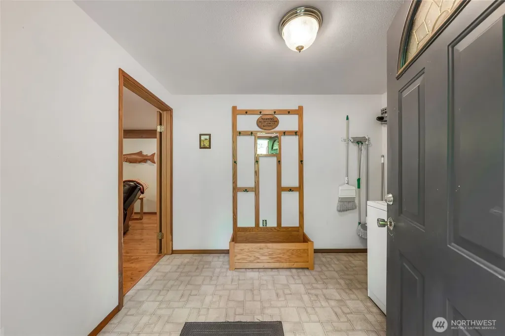 14223 Anatevka Lane SE Olalla WA 98359