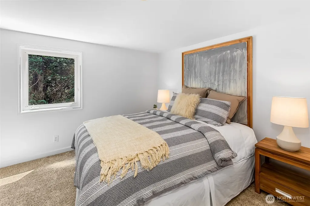 4402 49th Avenue SW Seattle WA 98116