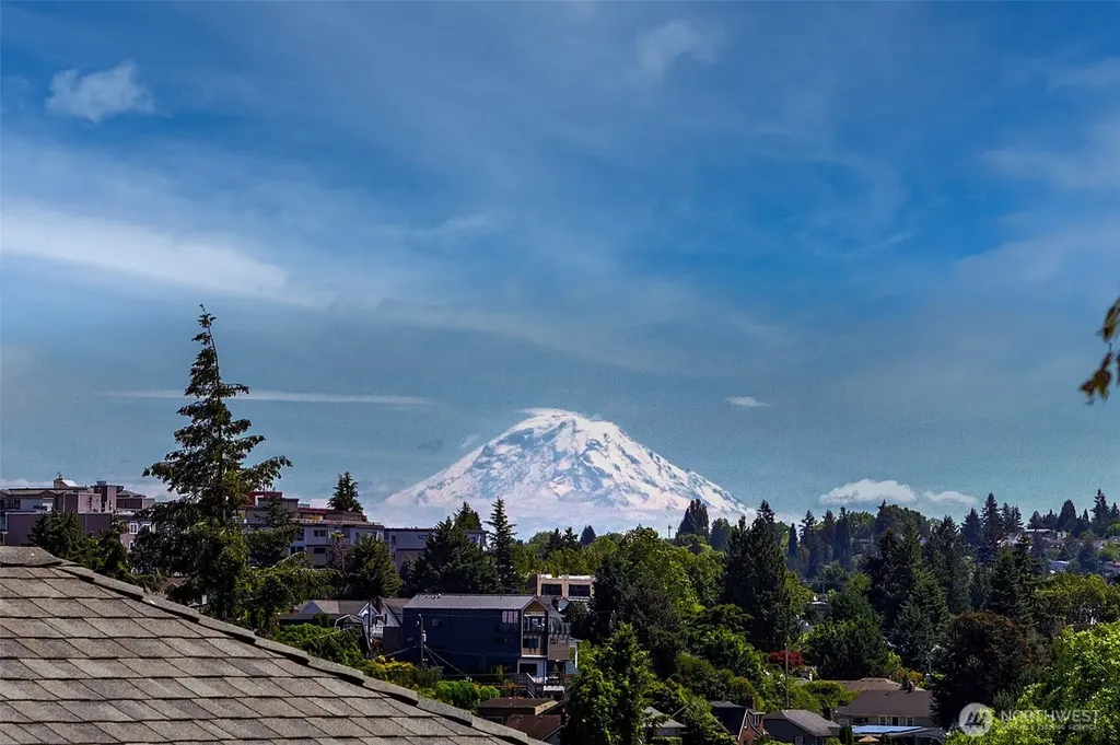 4402 49th Avenue SW Seattle WA 98116