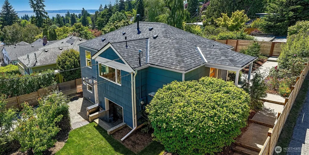 4402 49th Avenue SW Seattle WA 98116