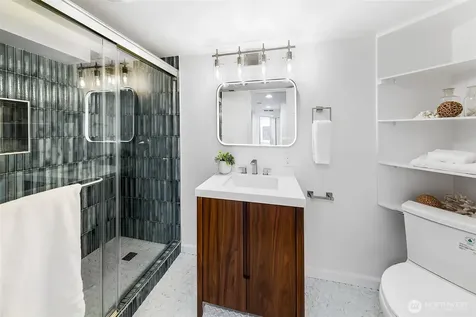 4402 49th Avenue SW Seattle WA 98116