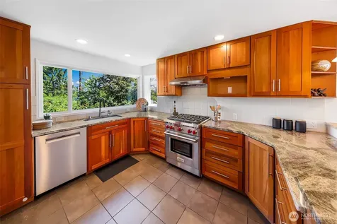 4402 49th Avenue SW Seattle WA 98116