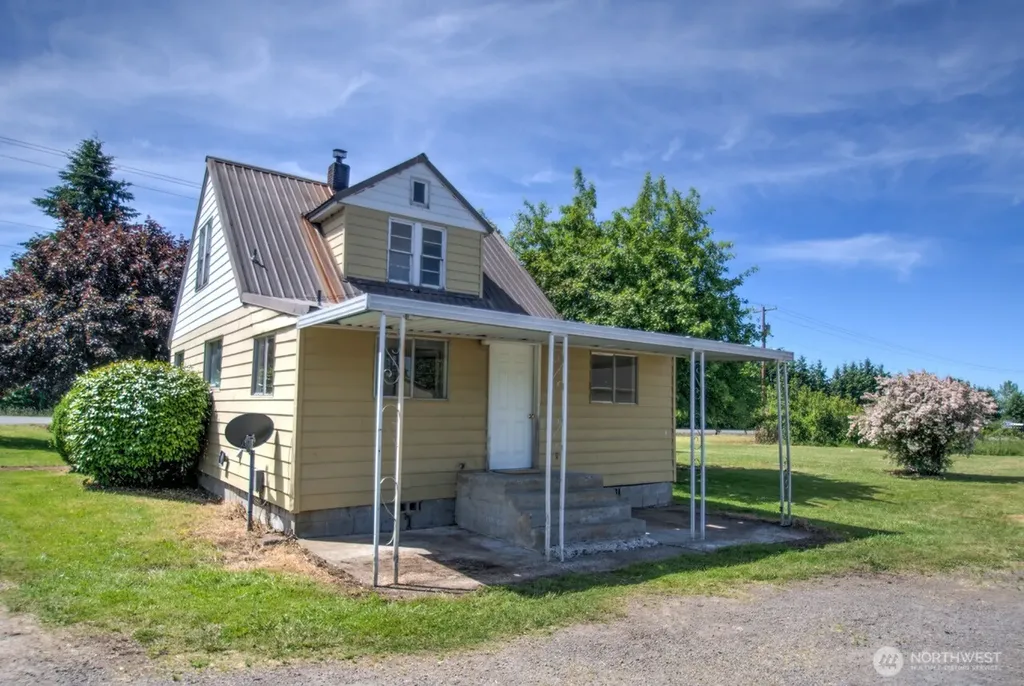 1959 Us Highway 12 Onalaska WA 98570