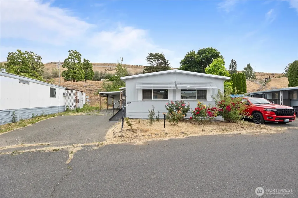2205 Butterfield Road Yakima WA 98901