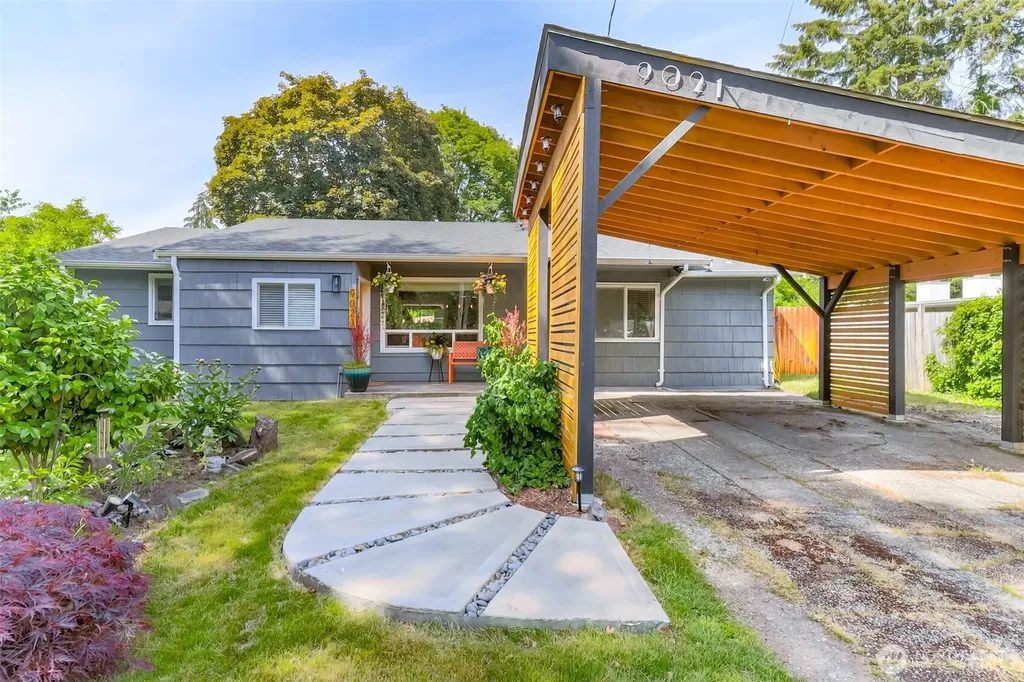 9021 Dolly Madison Street SW Lakewood WA 98498