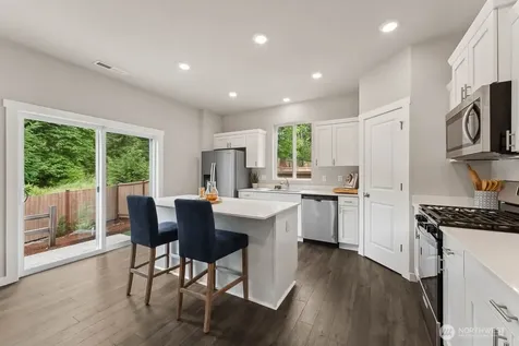 5524 S 328th Street Auburn WA 98001