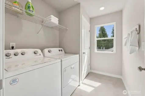 5524 S 328th Street Auburn WA 98001
