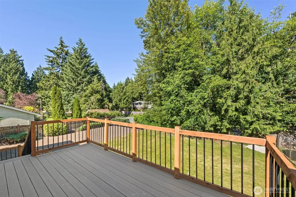 10914 165th Place NE Redmond WA 98052