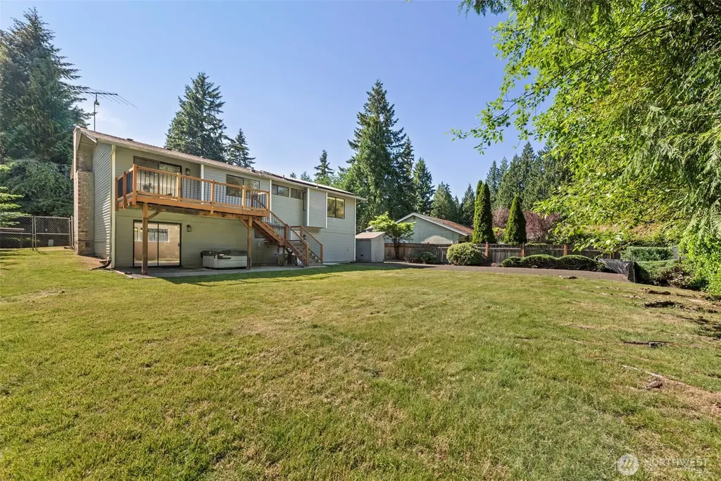 10914 165th Place NE Redmond WA 98052