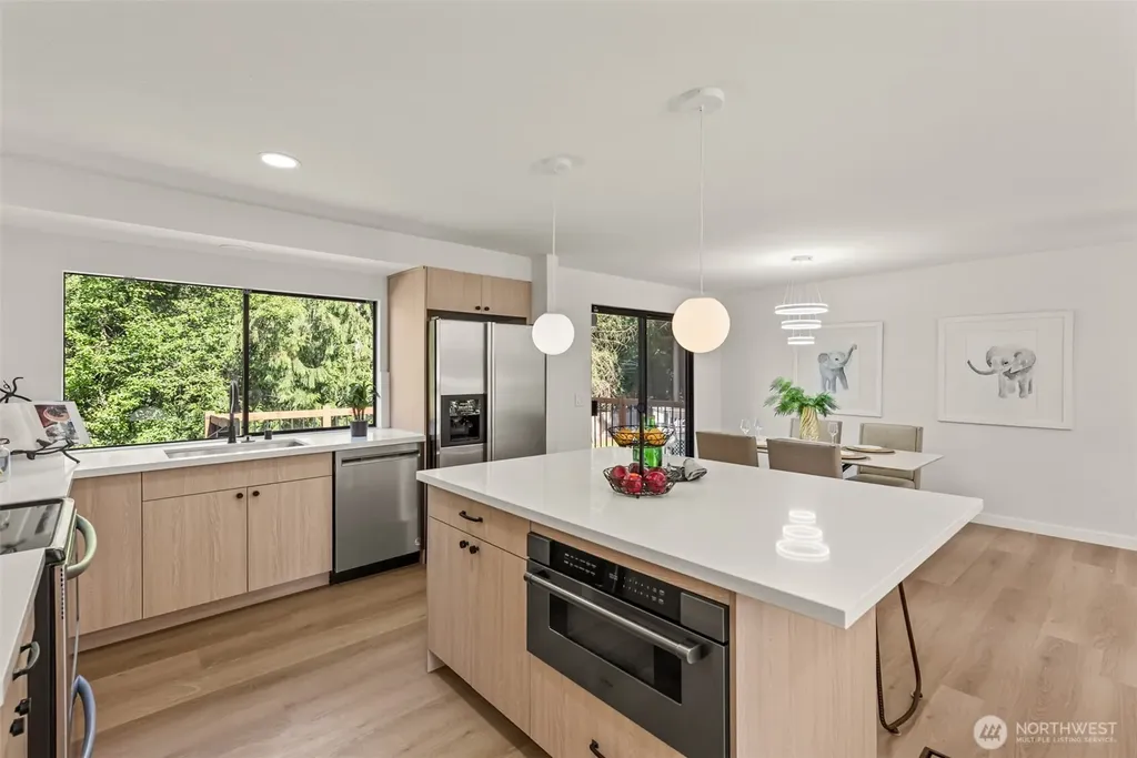 10914 165th Place NE Redmond WA 98052