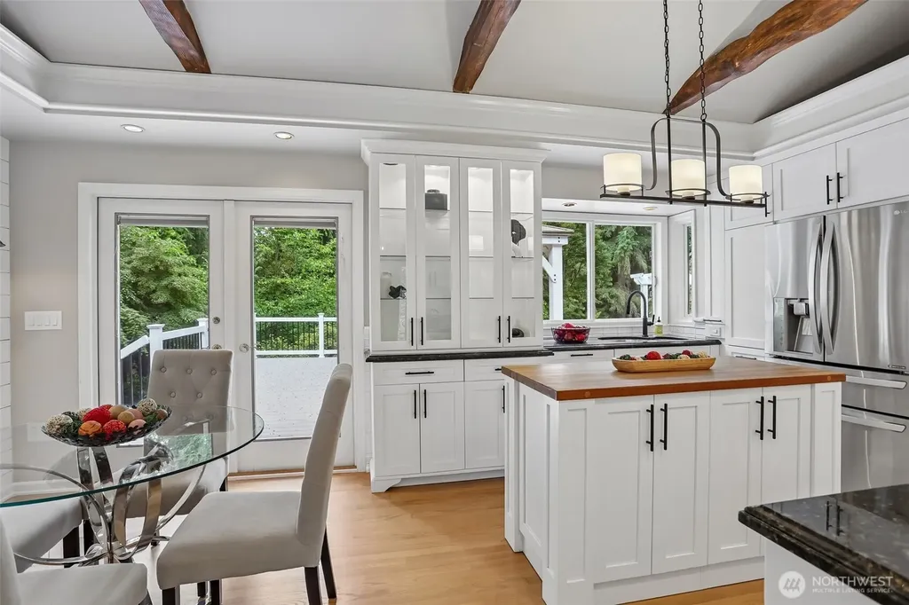 7514 Maltby Road Woodinville WA 98072