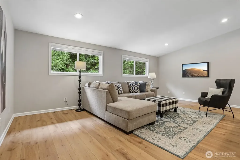 7514 Maltby Road Woodinville WA 98072