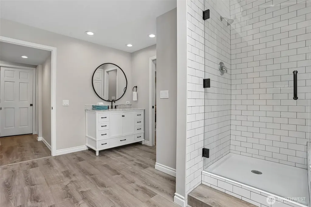 7514 Maltby Road Woodinville WA 98072
