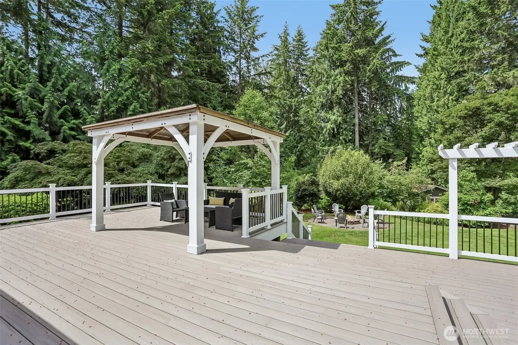 7514 Maltby Road Woodinville WA 98072