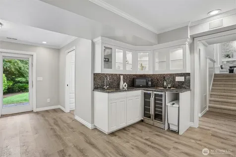7514 Maltby Road Woodinville WA 98072