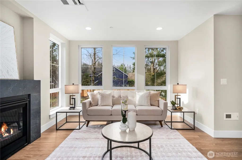 539 NW Juniper Street Issaquah WA 98027