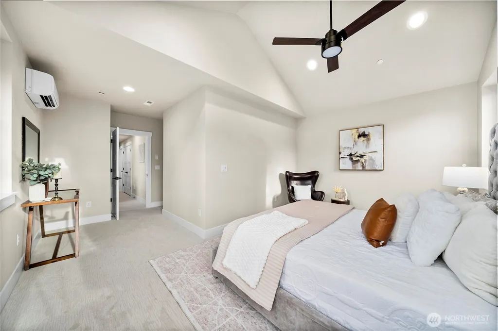 539 NW Juniper Street Issaquah WA 98027