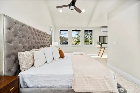 539 NW Juniper Street Issaquah WA 98027