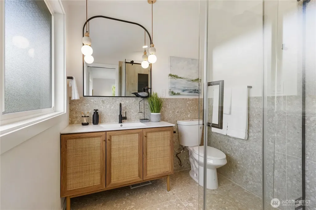 12615 SE 63rd Street Bellevue WA 98006